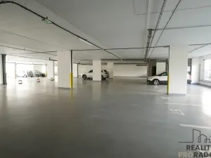 Prodej garáže, Hradec Králové, Kubelíkova, 13 m2