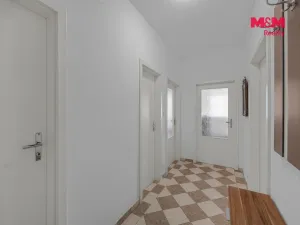 Pronájem bytu 2+kk, Pardubice - Zelené Předměstí, nábřeží Závodu míru, 55 m2