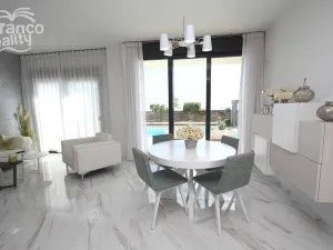 Prodej rodinného domu, San Miguel de Salinas, Alicante, Španělsko, 144 m2