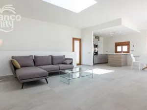Prodej rodinného domu, Torrevieja, Alicante, Španělsko, 295 m2