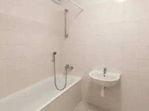 Pronájem bytu 1+kk, Liberec, Hedvábná, 47 m2