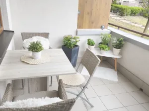 Pronájem bytu 2+kk, Praha, Kryšpínova, 52 m2
