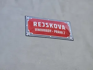 Pronájem bytu 1+kk, Praha - Vinohrady, Rejskova, 40 m2