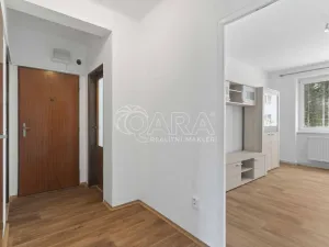 Prodej bytu 3+1, Velký Osek, Revoluční, 68 m2