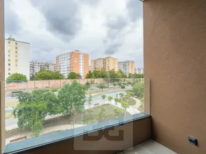 Pronájem bytu 2+kk, Praha - Černý Most, Arnošta Valenty, 41 m2
