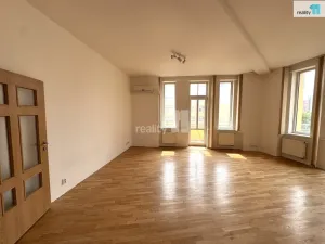 Pronájem bytu 2+kk, Praha - Vysočany, Pod pekárnami, 86 m2