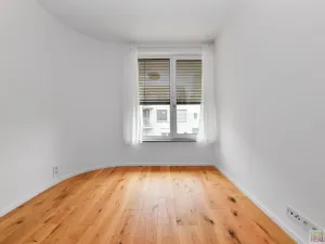 Pronájem bytu 2+kk, Praha - Radlice, U Komína, 47 m2