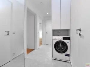 Pronájem bytu 2+kk, Praha - Radlice, U Komína, 47 m2