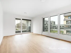 Pronájem bytu 2+kk, Praha - Hloubětín, Domalípova, 60 m2