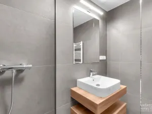 Pronájem bytu 2+kk, Hradec Králové - Kukleny, Pražská třída, 106 m2