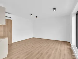 Pronájem bytu 2+kk, Hradec Králové - Kukleny, Pražská třída, 106 m2