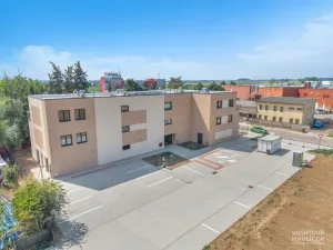 Pronájem bytu 2+kk, Hradec Králové - Kukleny, Pražská třída, 106 m2