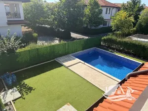 Prodej rodinného domu, Pomorie, Bulharsko, 179 m2