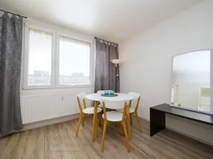 Pronájem bytu 1+1, Praha - Střížkov, Rumburská, 27 m2