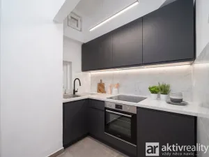 Prodej bytu 2+kk, Praha - Strašnice, Vykáňská, 55 m2