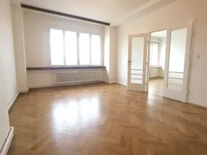 Pronájem bytu 2+1, Praha - Smíchov, Štefánikova, 77 m2