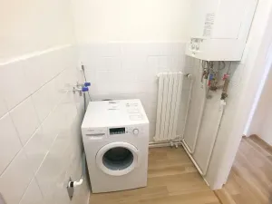 Pronájem bytu 2+1, Praha - Smíchov, Štefánikova, 77 m2