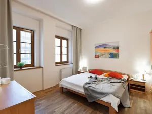 Pronájem bytu 2+kk, Praha, Ve Smečkách, 71 m2