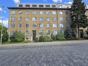 Pronájem bytu 1+1, Praha - Strašnice, Ke Strašnické, 39 m2