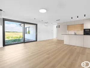 Prodej rodinného domu, Dalovice, 108 m2