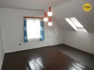 Prodej rodinného domu, Staré Město, 200 m2
