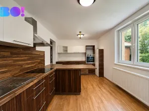 Prodej rodinného domu, Hrádek, 180 m2