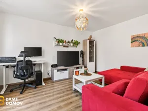 Prodej bytu 2+1, Hrušovany u Brna, Sídliště, 58 m2