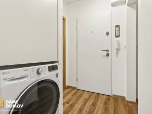 Prodej bytu 2+1, Hrušovany u Brna, Sídliště, 58 m2