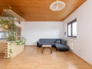 Pronájem bytu 2+kk, Praha - Újezd nad Lesy, Velebného, 57 m2