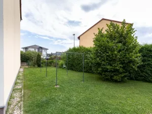 Pronájem bytu 2+kk, Praha - Újezd nad Lesy, Velebného, 57 m2