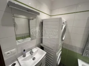 Pronájem bytu 2+1, Praha - Žižkov, Pod lipami, 53 m2