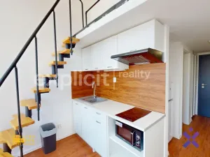 Pronájem bytu 1+kk, Zlín, Devadesátá, 30 m2