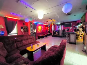 Pronájem restaurace, Ústí nad Labem, Seifertova, 160 m2