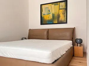 Pronájem bytu 2+kk, Praha - Radlice, U Komína, 52 m2