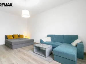 Pronájem bytu 2+kk, Hradec Králové, Škroupova, 56 m2