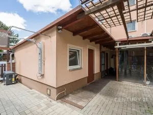 Prodej rodinného domu, Chlumec, Holubova, 241 m2