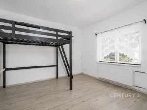 Prodej rodinného domu, Chlumec, Holubova, 241 m2