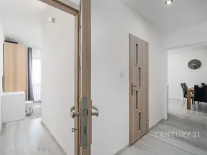 Prodej bytu 3+kk, Děčín, Oblouková, 74 m2