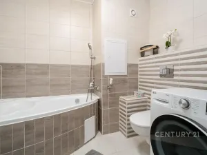 Prodej bytu 3+kk, Děčín, Oblouková, 74 m2