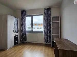 Pronájem bytu 3+kk, Praha - Hloubětín, Slévačská, 78 m2