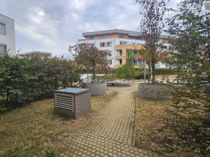 Pronájem bytu 3+kk, Praha - Hloubětín, Slévačská, 78 m2