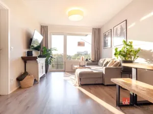 Prodej bytu 2+kk, Praha - Strašnice, Zvěřinova, 75 m2