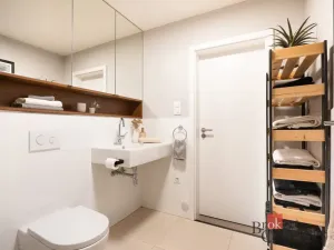 Prodej bytu 2+kk, Praha - Strašnice, Zvěřinova, 75 m2