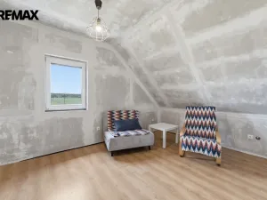 Prodej rodinného domu, Sezemice - Veská, 107 m2