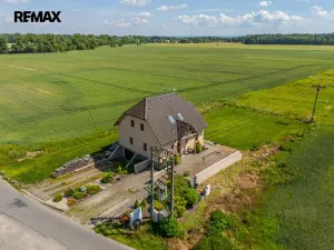 Prodej rodinného domu, Sezemice - Veská, 107 m2