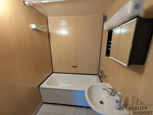 Prodej bytu 2+1, Vysoké Mýto, V Peklovcích, 59 m2