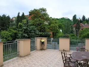 Pronájem vily, Praha - Smíchov, 413 m2