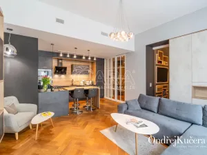 Prodej bytu 2+kk, Praha - Nové Město, Dlážděná, 61 m2
