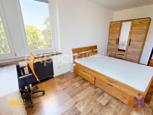 Pronájem bytu 2+kk, Zlín, Osvoboditelů, 48 m2