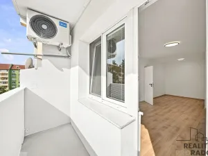 Prodej bytu 3+1, Hodonín, Cihlářská čtvrť, 72 m2